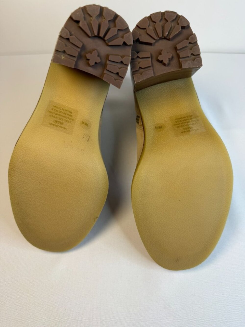 Vince Camuto Gorgan Women Size 9M Taupe Leather Ankle Block Heel Casual Boots - Picture 10 of 14